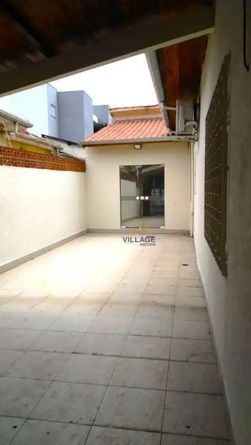 Foto 3 de Casa com 3 quartos para alugar, 130m2 em Vila Anastácio, São Paulo - SP