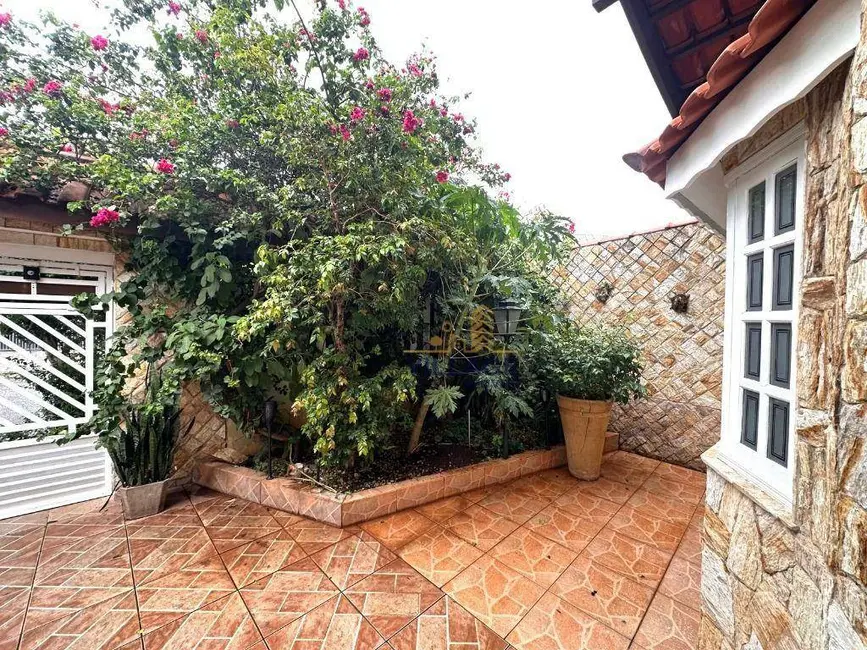 Foto 1 de Casa com 2 quartos à venda, 353m2 em Parque São Domingos, São Paulo - SP