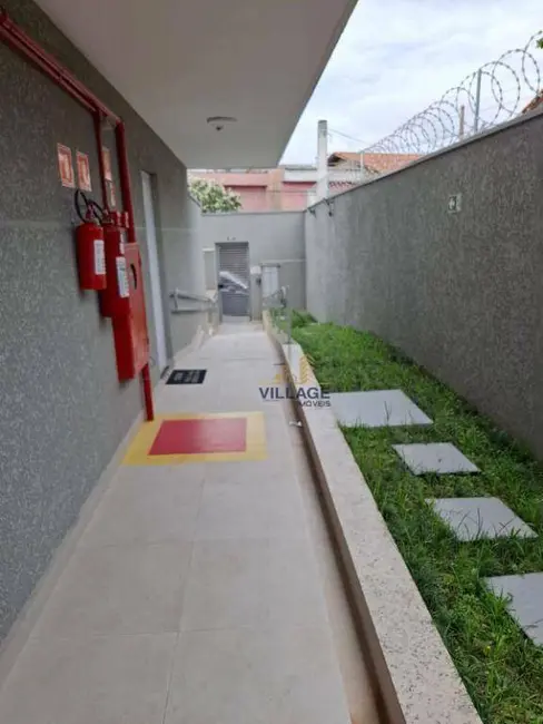 Foto 3 de Apartamento com 2 quartos para alugar, 55m2 em Vila Mangalot, São Paulo - SP