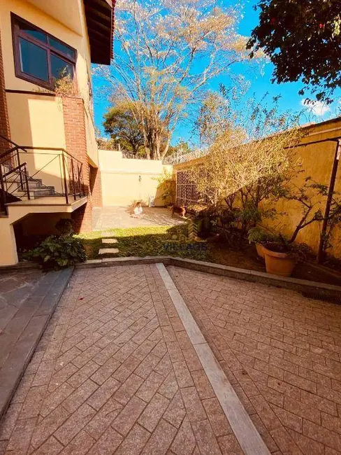 Sobrado com 3 quartos à venda, 240m2 em Adalgisa, Osasco - SP - imagem 4 Foto 4 de Sobrado com 3 quartos à venda, 240m2 em Adalgisa, Osasco - SP