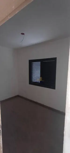 Foto 5 de Casa com 2 quartos à venda, 80m2 em Jardim Elvira, Osasco - SP