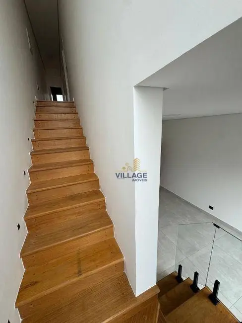 Foto 9 de Sobrado com 3 quartos à venda, 150m2 em Santana De Parnaiba - SP