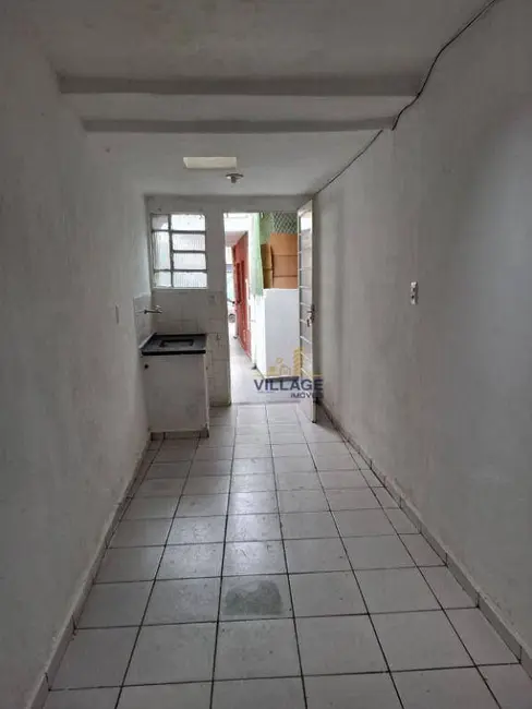 Foto 6 de Casa com 1 quarto para alugar, 70m2 em Ayrosa, Osasco - SP