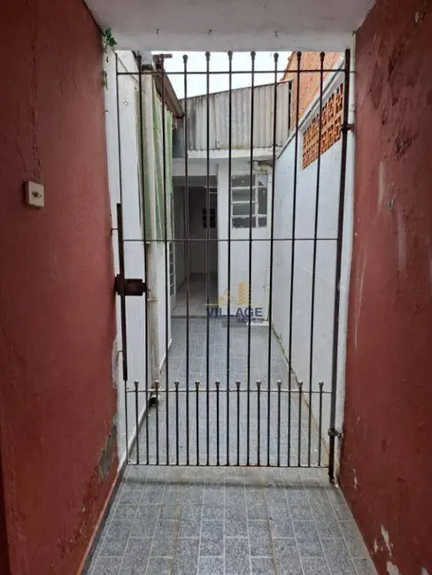 Foto 3 de Casa com 1 quarto para alugar, 70m2 em Ayrosa, Osasco - SP