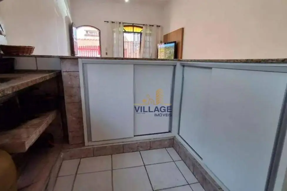 Foto 7 de Casa com 2 quartos à venda, 142m2 em Mongagua - SP