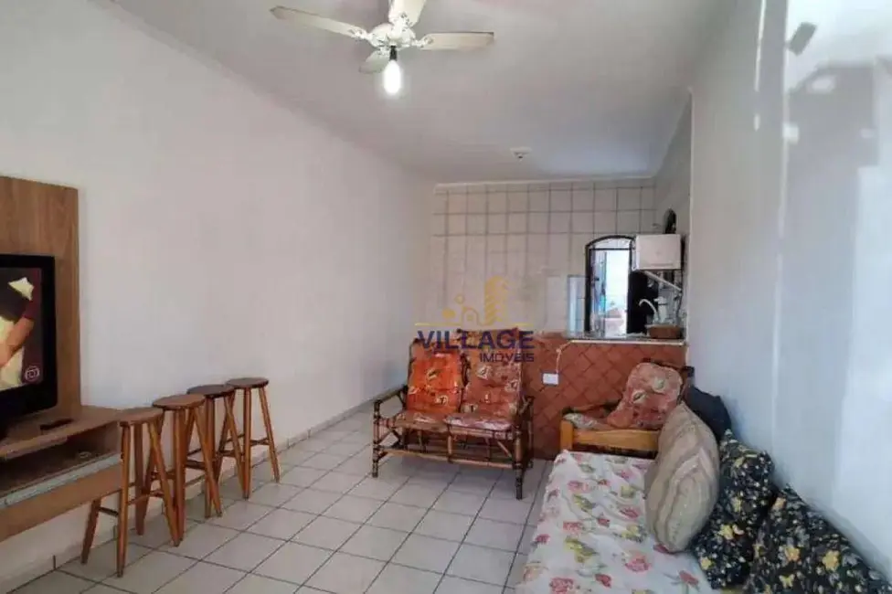 Foto 6 de Casa com 2 quartos à venda, 142m2 em Mongagua - SP