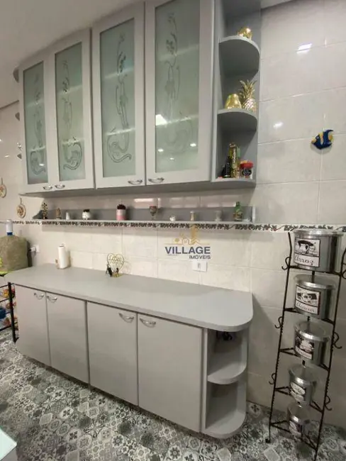 Foto 3 de Sobrado com 3 quartos à venda e para alugar, 150m2 em Parque São Domingos, São Paulo - SP