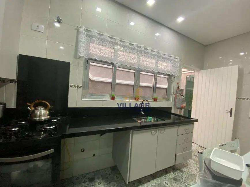 Foto 4 de Sobrado com 3 quartos à venda e para alugar, 150m2 em Parque São Domingos, São Paulo - SP