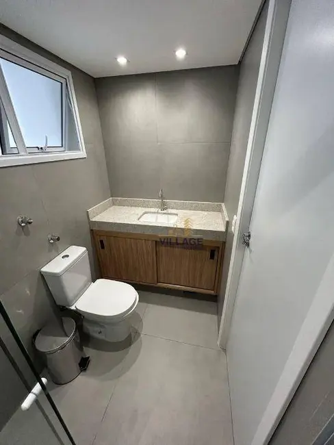 Apartamento com 2 quartos à venda e para alugar, 52m2 em Alphaville Empresarial, Barueri - SP - imagem 3 Foto 3 de Apartamento com 2 quartos à venda e para alugar, 52m2 em Alphaville Empresarial, Barueri - SP