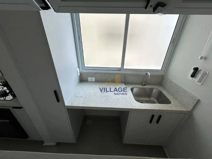 Apartamento com 2 quartos à venda e para alugar, 52m2 em Alphaville Empresarial, Barueri - SP - imagem 7 Foto 7 de Apartamento com 2 quartos à venda e para alugar, 52m2 em Alphaville Empresarial, Barueri - SP