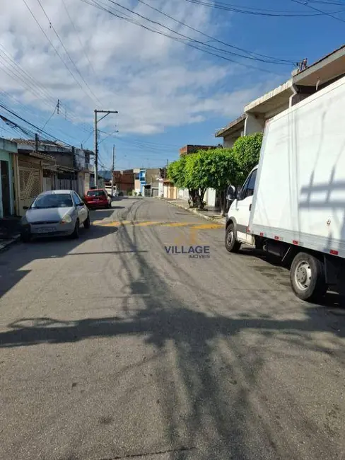 Foto 2 de Casa com 3 quartos para alugar, 200m2 em Companhia Fazenda Belém, Franco Da Rocha - SP