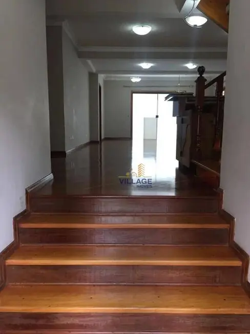 Foto 3 de Casa de Condomínio com 4 quartos à venda e para alugar, 307m2 em Santana De Parnaiba - SP