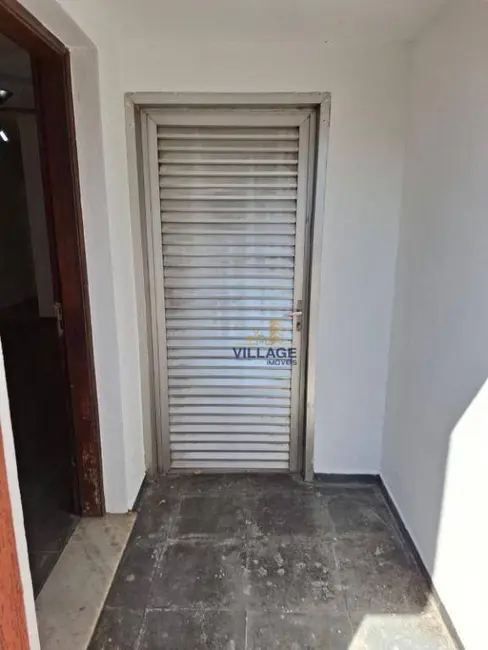 Foto 7 de Sobrado com 3 quartos para alugar, 264m2 em Vila Romana, São Paulo - SP