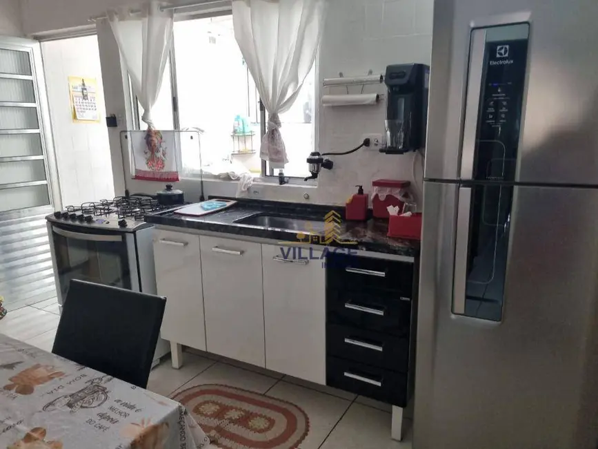 Sobrado com 3 quartos à venda, 134m2 em Piqueri, São Paulo - SP - imagem 3 Foto 3 de Sobrado com 3 quartos à venda, 134m2 em Piqueri, São Paulo - SP