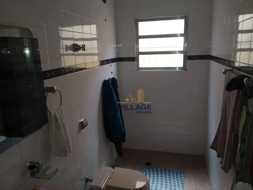 Foto 9 de Casa com 2 quartos para alugar, 180m2 em Jardim Santo Elias, São Paulo - SP