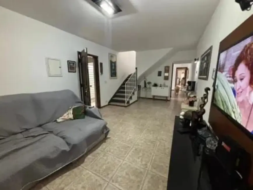 Foto 3 de Sobrado com 4 quartos à venda, 137m2 em Vila Maria Eugenia, São Paulo - SP