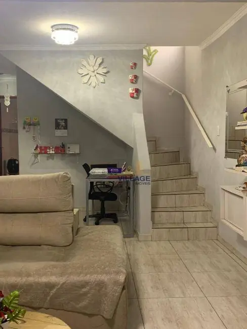 Foto 2 de Sobrado com 3 quartos à venda, 150m2 em Jardim Vista Linda, São Paulo - SP