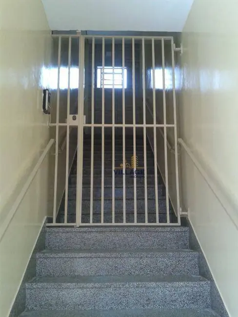 Foto 3 de Sala Comercial para alugar, 28m2 em Parque Maria Domitila, São Paulo - SP