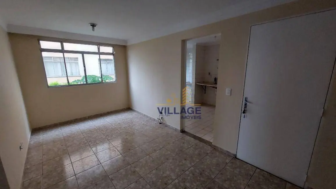 Foto 4 de Apartamento com 2 quartos à venda, 52m2 em Jardim Caiapiá, Cotia - SP