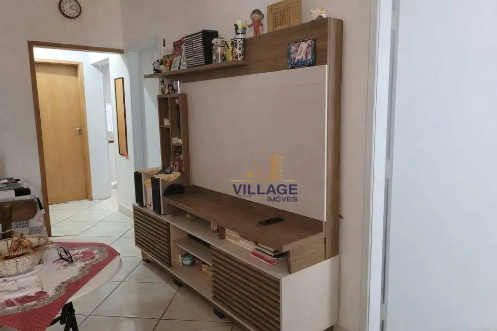 Foto 3 de Casa com 3 quartos à venda, 200m2 em Centro, Mongagua - SP