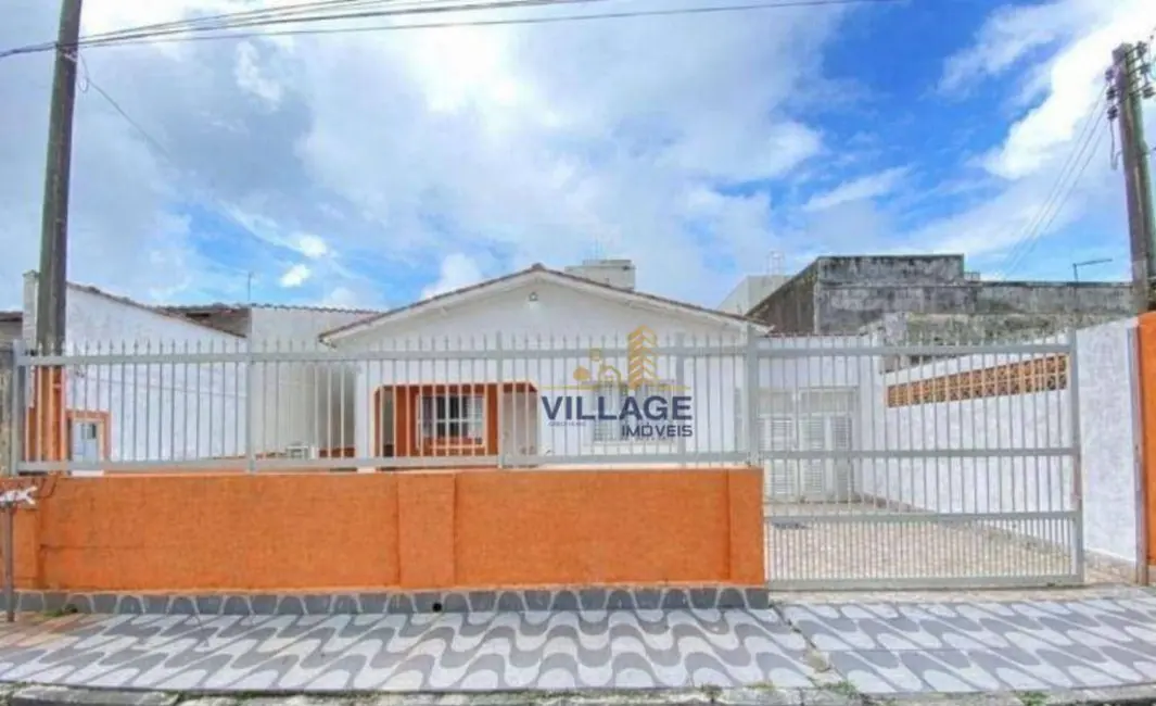 Foto 1 de Casa com 3 quartos à venda, 200m2 em Centro, Mongagua - SP