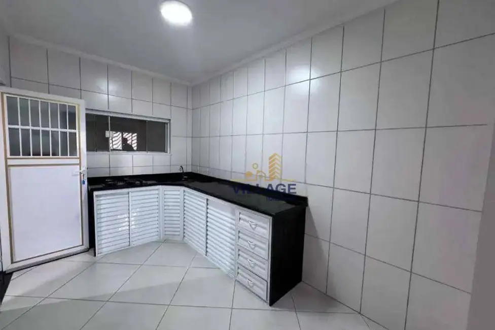 Casa com 2 quartos à venda, 250m2 em Maracanã, Praia Grande - SP - imagem 6 Foto 6 de Casa com 2 quartos à venda, 250m2 em Maracanã, Praia Grande - SP