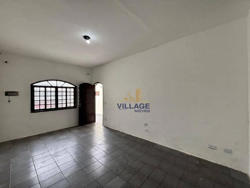 Foto 5 de Casa com 2 quartos à venda, 170m2 em Maracanã, Praia Grande - SP