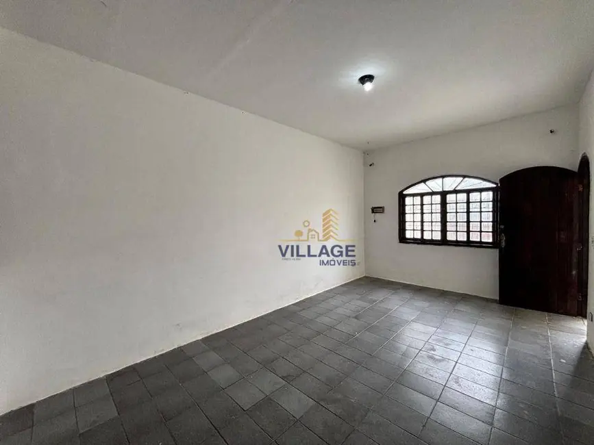 Foto 6 de Casa com 2 quartos à venda, 170m2 em Maracanã, Praia Grande - SP
