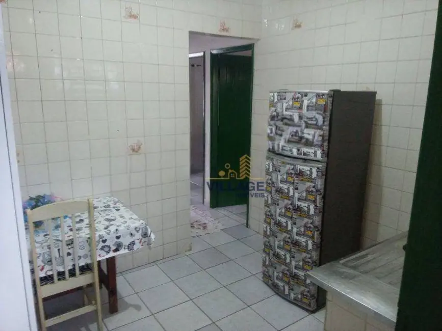 Foto 6 de Casa com 2 quartos à venda, 200m2 em Mirim, Praia Grande - SP