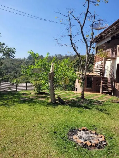 Foto 6 de Chácara com 3 quartos à venda, 1650m2 em Residencial Santa Helena - Gleba I, Santana De Parnaiba - SP