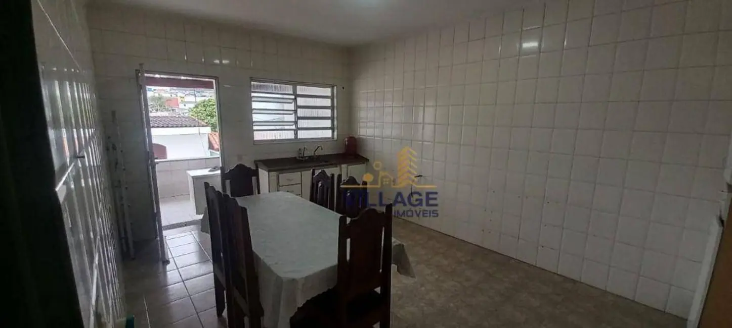 Casa com 3 quartos à venda, 250m2 em Vila Perus, São Paulo - SP - imagem 9 Foto 9 de Casa com 3 quartos à venda, 250m2 em Vila Perus, São Paulo - SP