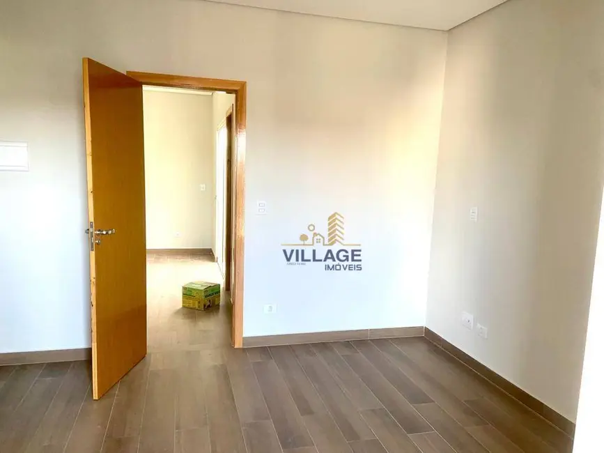 Foto 7 de Sobrado com 3 quartos para alugar, 150m2 em Jardim Santo Elias, São Paulo - SP
