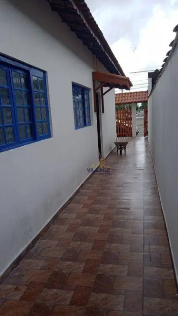 Foto 2 de Casa com 2 quartos à venda, 171m2 em Mongagua - SP