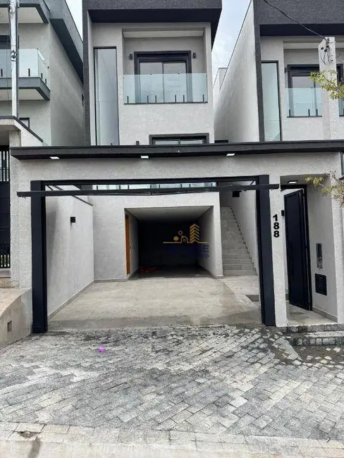 Sobrado com 3 quartos à venda, 150m2 em Santana De Parnaiba - SP - imagem 1 Foto 1 de Sobrado com 3 quartos à venda, 150m2 em Santana De Parnaiba - SP