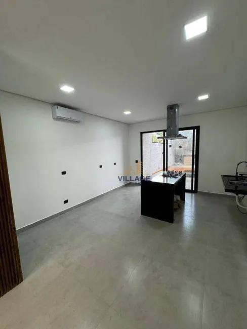 Foto 5 de Sobrado com 3 quartos à venda, 150m2 em Chácara Jaguari (Fazendinha), Santana De Parnaiba - SP