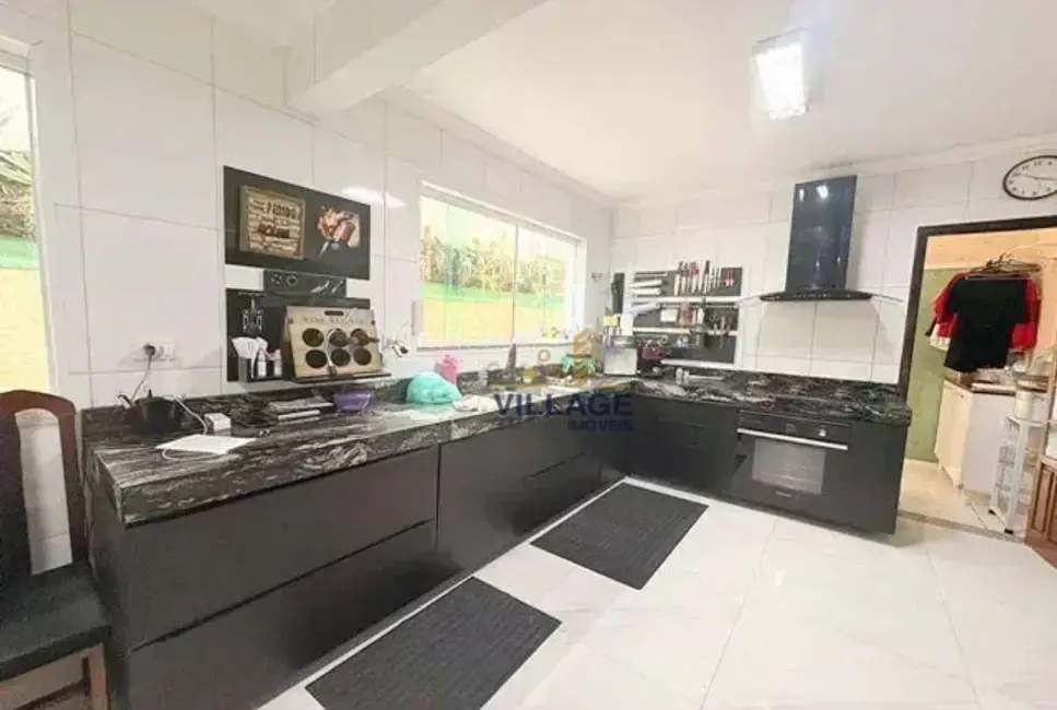 Sobrado com 3 quartos à venda, 140m2 em Jardim Santo Elias, São Paulo - SP - imagem 4 Foto 4 de Sobrado com 3 quartos à venda, 140m2 em Jardim Santo Elias, São Paulo - SP