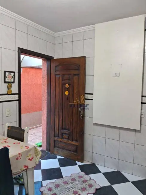 Sobrado com 2 quartos à venda, 150m2 em Jardim Santo Elias, São Paulo - SP - imagem 3 Foto 3 de Sobrado com 2 quartos à venda, 150m2 em Jardim Santo Elias, São Paulo - SP