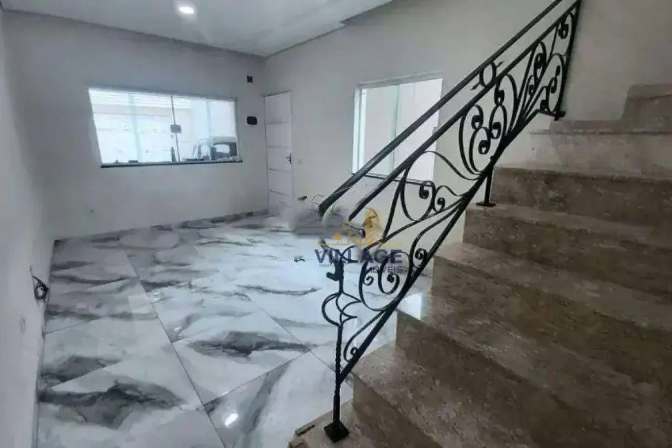Foto 2 de Sobrado com 4 quartos à venda e para alugar, 195m2 em Vila Mangalot, São Paulo - SP