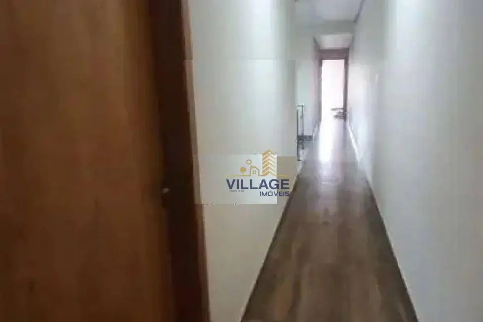 Foto 5 de Sobrado com 4 quartos à venda e para alugar, 195m2 em Vila Mangalot, São Paulo - SP