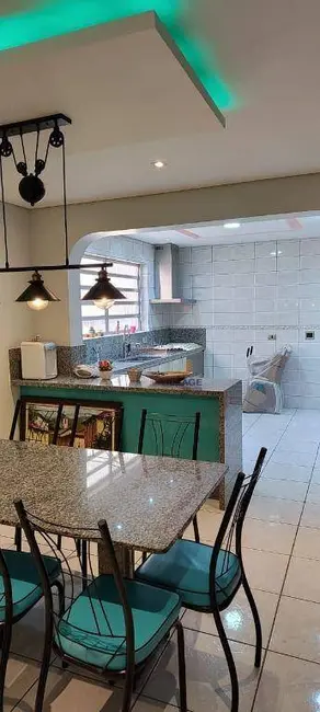 Sobrado com 3 quartos à venda, 150m2 em Jardim Santa Fé (Zona Oeste), São Paulo - SP - imagem 4 Foto 4 de Sobrado com 3 quartos à venda, 150m2 em Jardim Santa Fé (Zona Oeste), São Paulo - SP