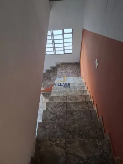 Foto 9 de Casa com 3 quartos para alugar, 150m2 em Helena Maria, Osasco - SP