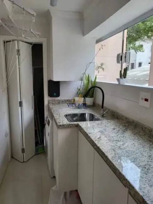 Apartamento com 3 quartos à venda, 147m2 em Aclimação, São Paulo - SP - imagem 3 Foto 3 de Apartamento com 3 quartos à venda, 147m2 em Aclimação, São Paulo - SP