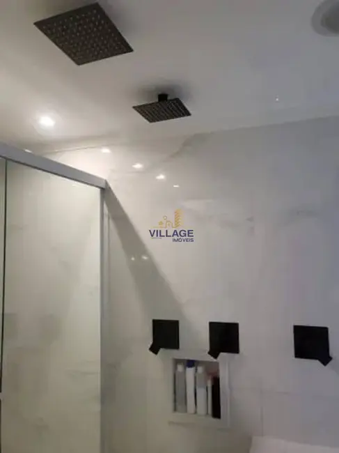 Apartamento com 3 quartos à venda, 147m2 em Aclimação, São Paulo - SP - imagem 4 Foto 4 de Apartamento com 3 quartos à venda, 147m2 em Aclimação, São Paulo - SP