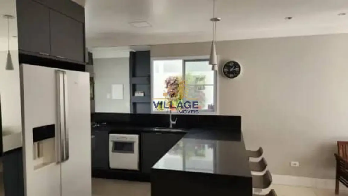 Foto 7 de Sobrado com 3 quartos à venda, 125m2 em Chácara Quiriri, Carapicuiba - SP
