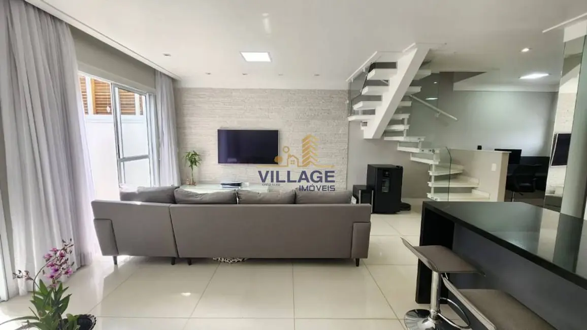 Foto 6 de Sobrado com 3 quartos à venda, 125m2 em Chácara Quiriri, Carapicuiba - SP