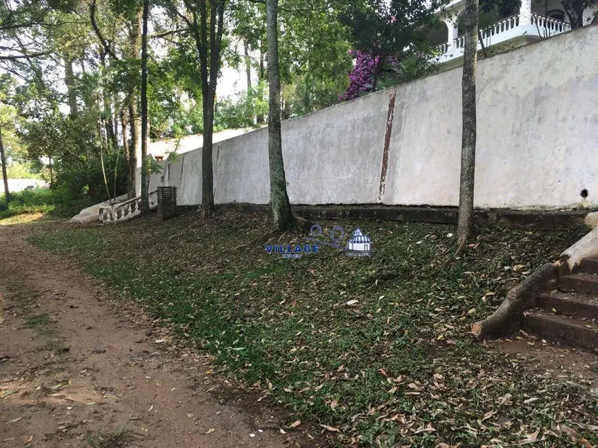 Chácara com 3 quartos à venda, 1800m2 em Três Montanhas, Osasco - SP - imagem 3 Foto 3 de Chácara com 3 quartos à venda, 1800m2 em Três Montanhas, Osasco - SP