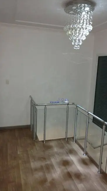 Sobrado com 3 quartos à venda, 200m2 em Vila dos Remédios, São Paulo - SP - imagem 6 Foto 6 de Sobrado com 3 quartos à venda, 200m2 em Vila dos Remédios, São Paulo - SP