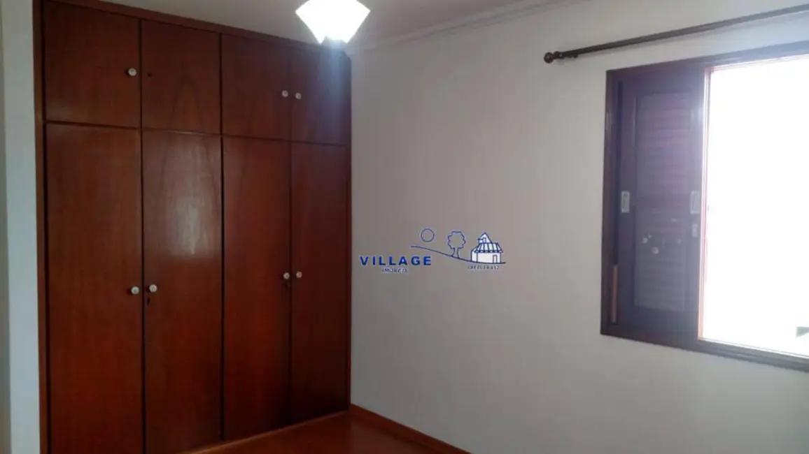 Foto 3 de Sobrado com 4 quartos à venda, 275m2 em Vila Mangalot, São Paulo - SP