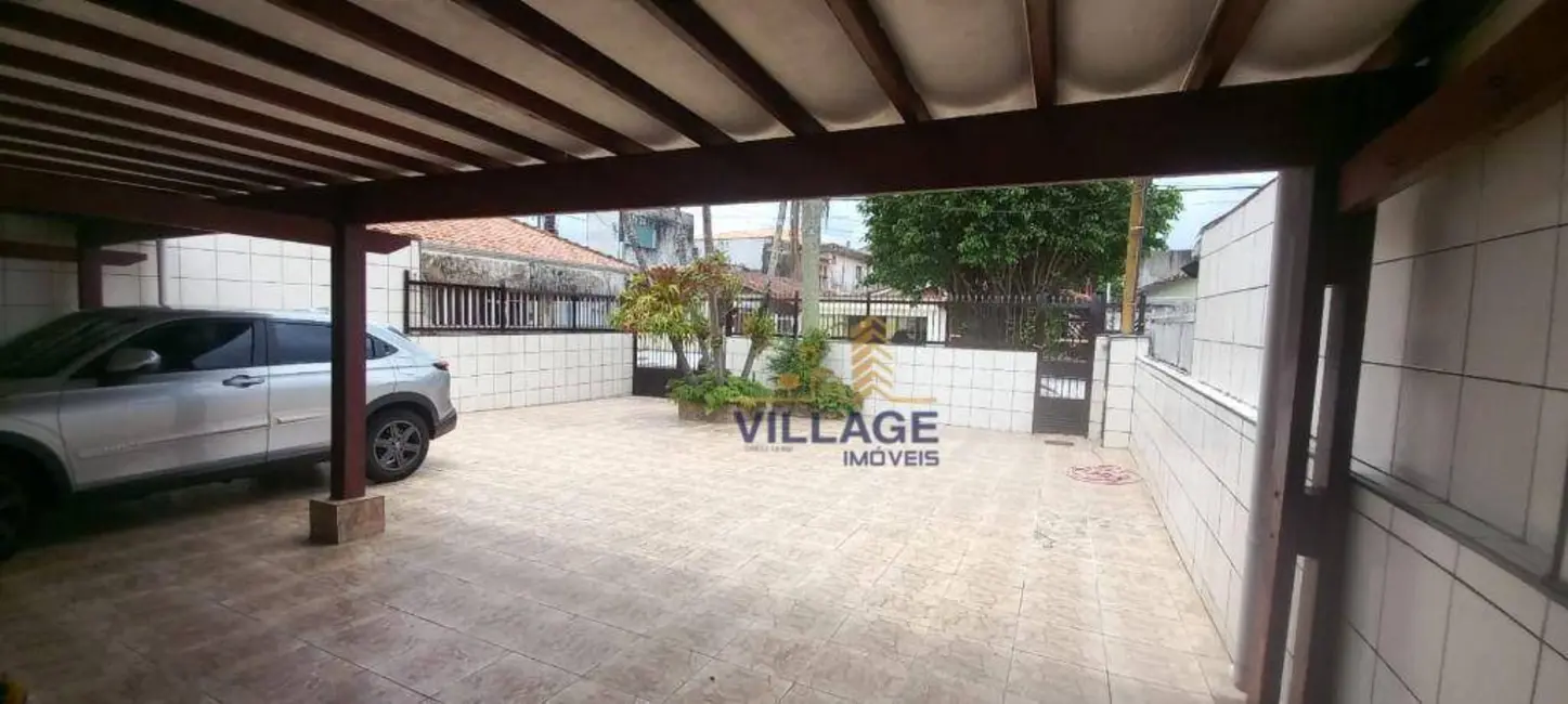 Foto 3 de Casa com 2 quartos à venda, 260m2 em Maracanã, Praia Grande - SP