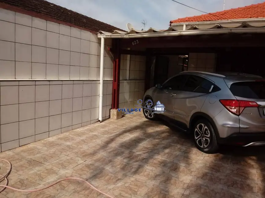 Foto 6 de Casa com 2 quartos à venda, 260m2 em Maracanã, Praia Grande - SP